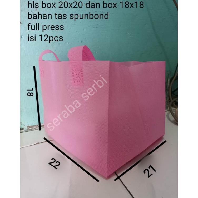 

tas hls box 2x2 tas spunbond tas goodiebag tas hajatan tas box nasi tas besek tas kotak nasi