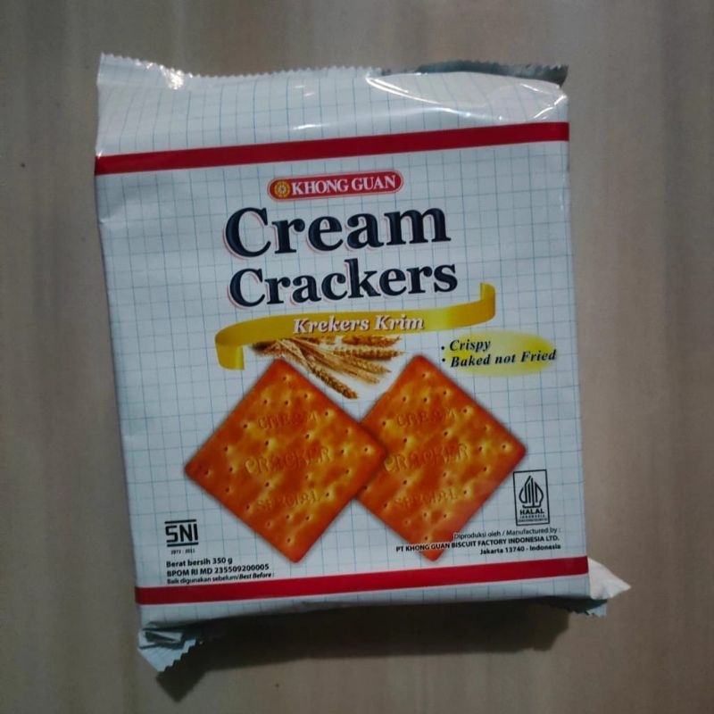 

biskuit Cream crackres khongguan 350gr