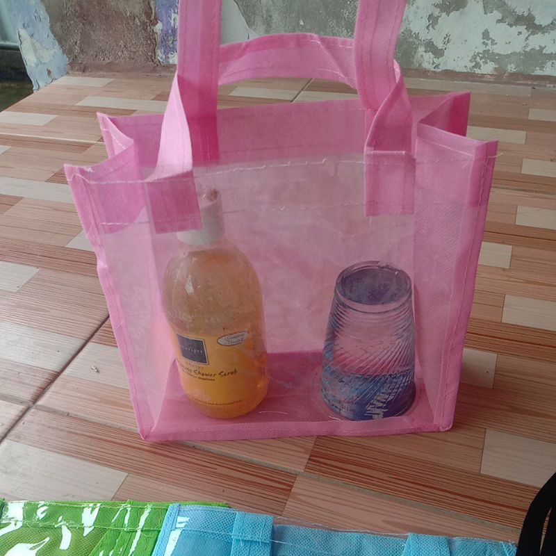 

20x20x10 tas mini bening hampers