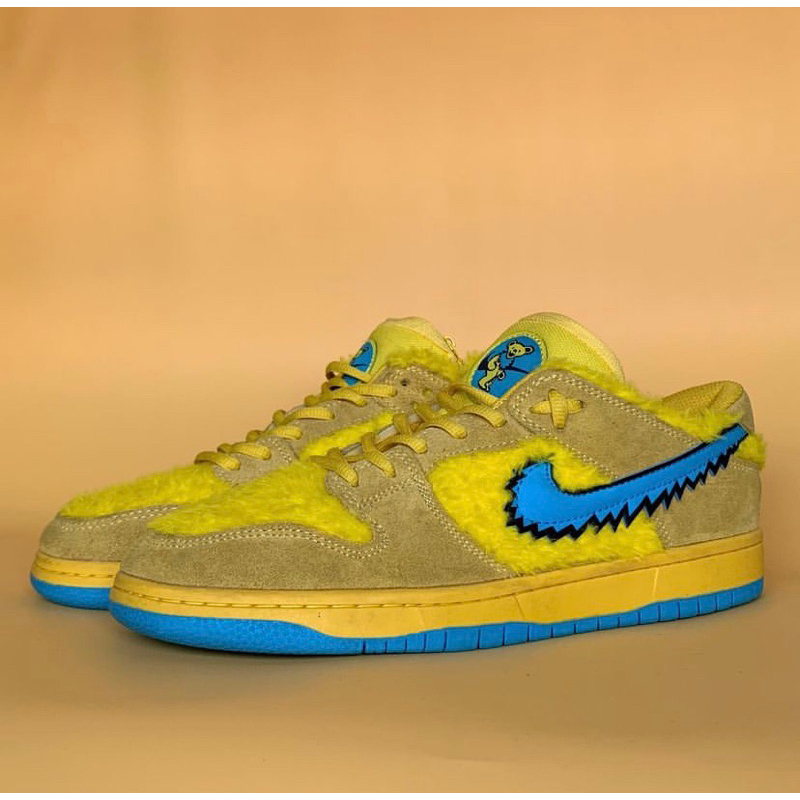 Sepatu branded second 2nd