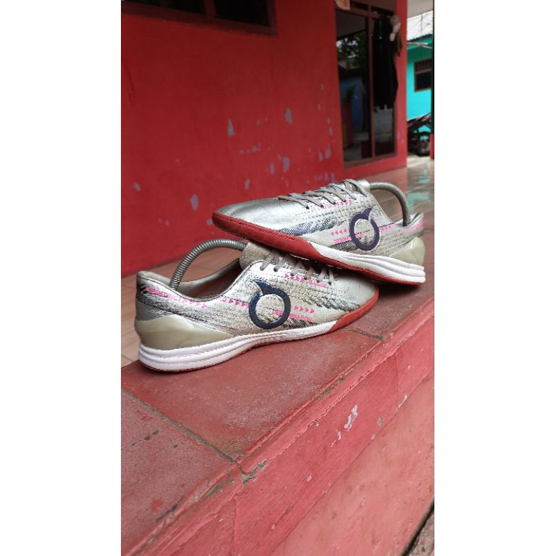 ortuseight catalyst legion v2 in