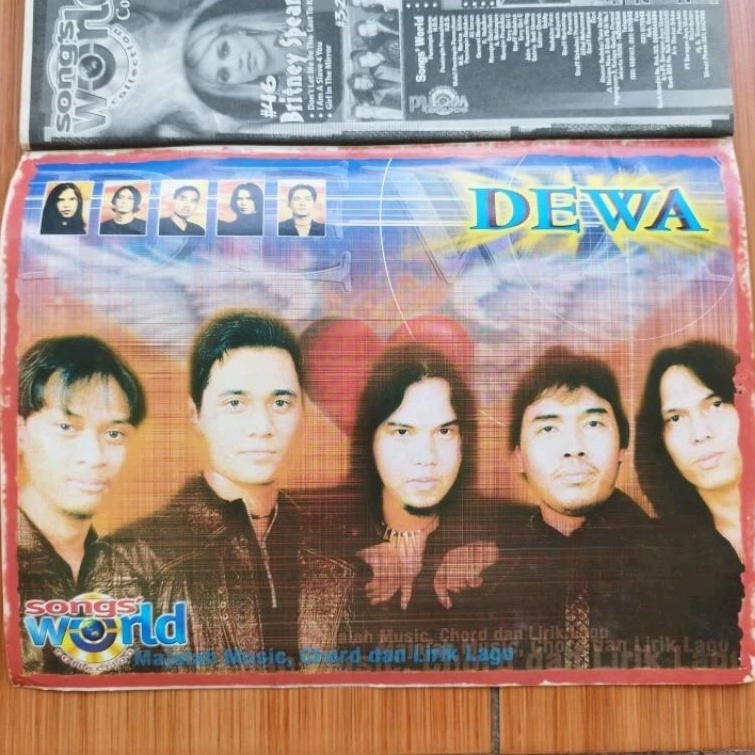 Majalah Songs World, pin up Dewa 19, poster Slank