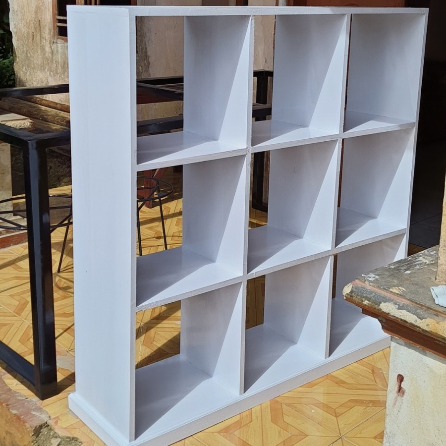 Rak kotak 9 penyimpanan serbaguna