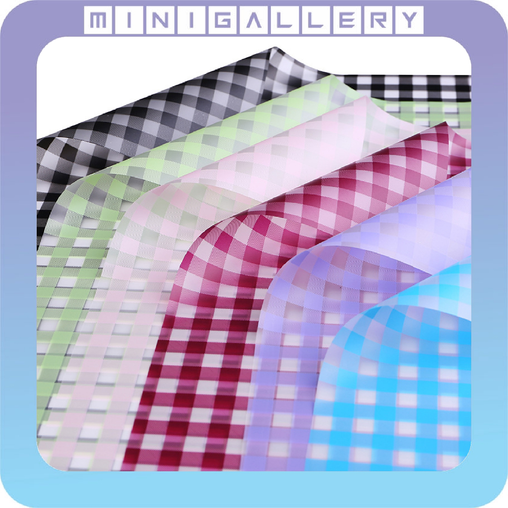 

Flower Wrapping Cellophane Motif Gingham Plaid Square Kotak Kotak Kertas Buket Bunga KB6003