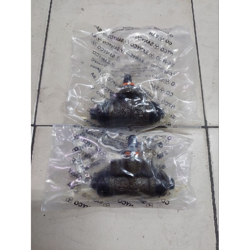Wheel Cylinder Master Rem belakang Mitsubishi Lancer Evo 3 Lancer Evo 4