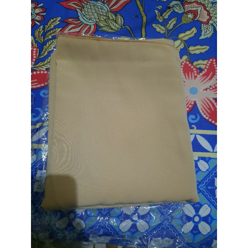 kerudung pashmina warna nude