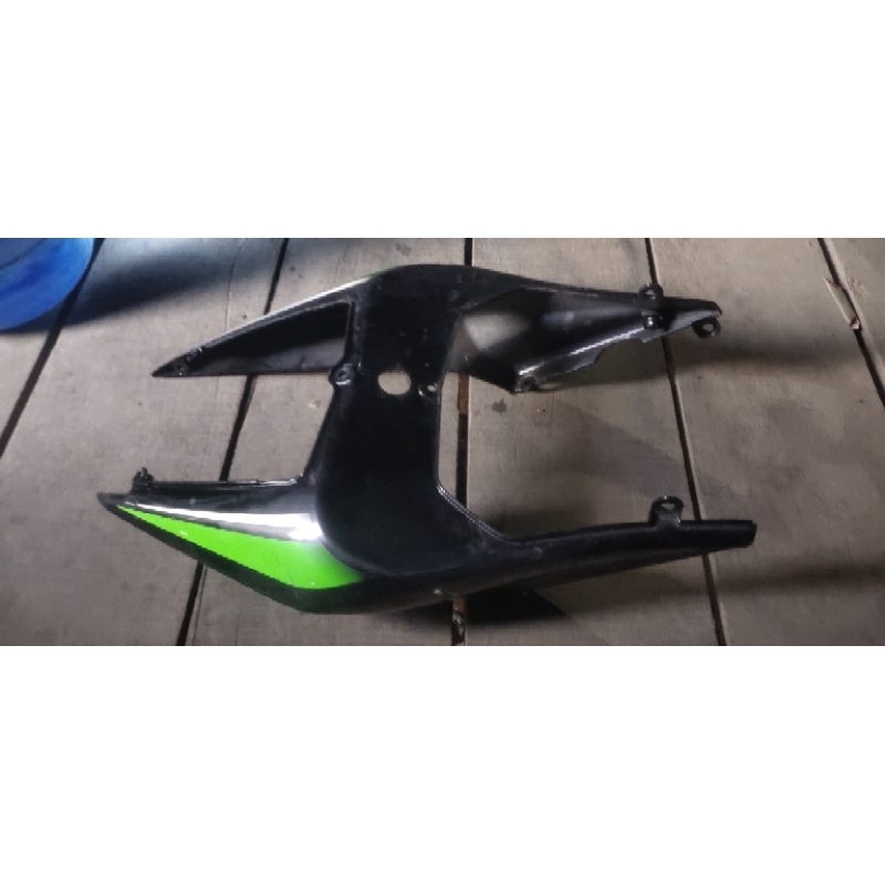Bodi belakang ninja 250 karbu original