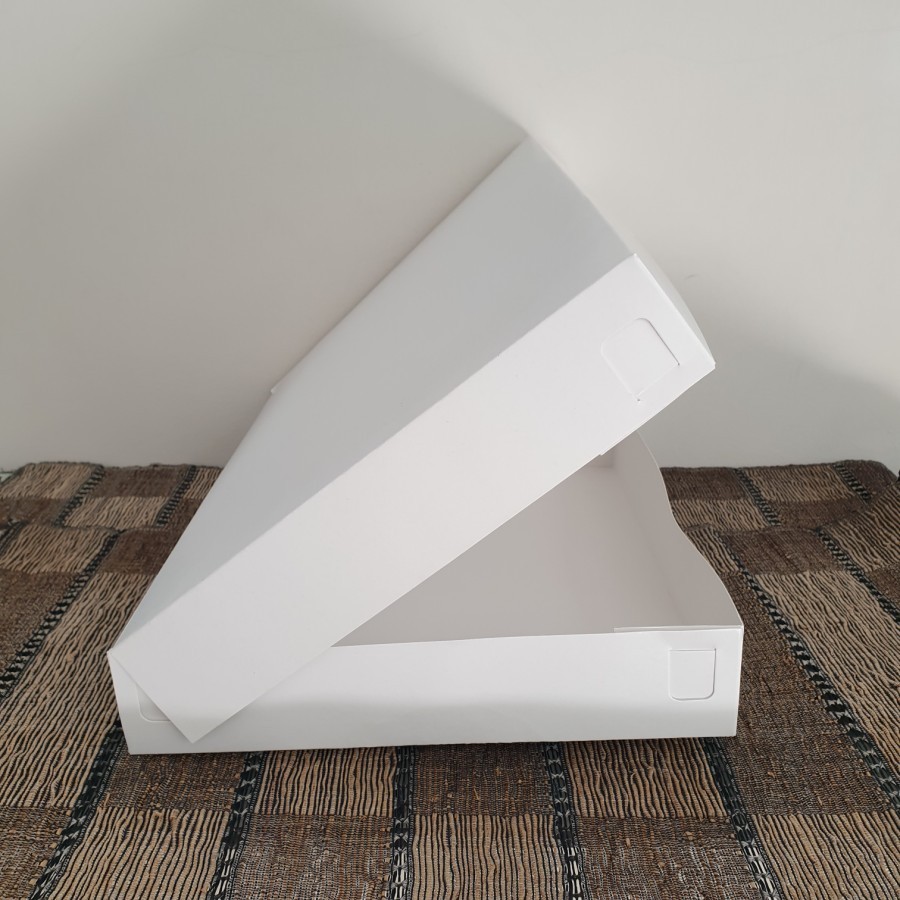 

`````````] kotak donat polos isi 6