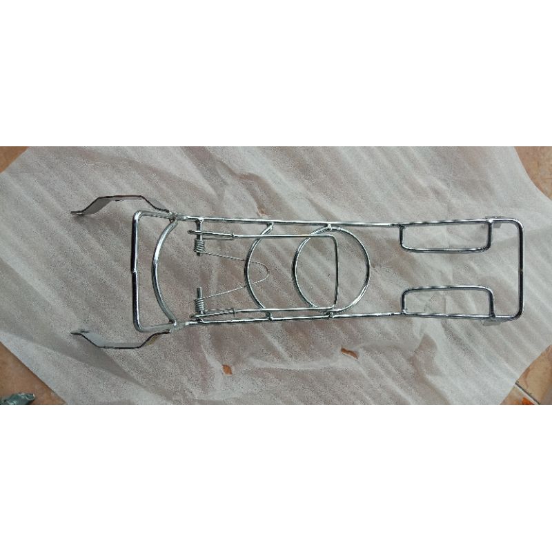 rak jepit tengah rak jepit rak mantel bagasi  rak jepit tengah Honda Astrea prima Star NOS