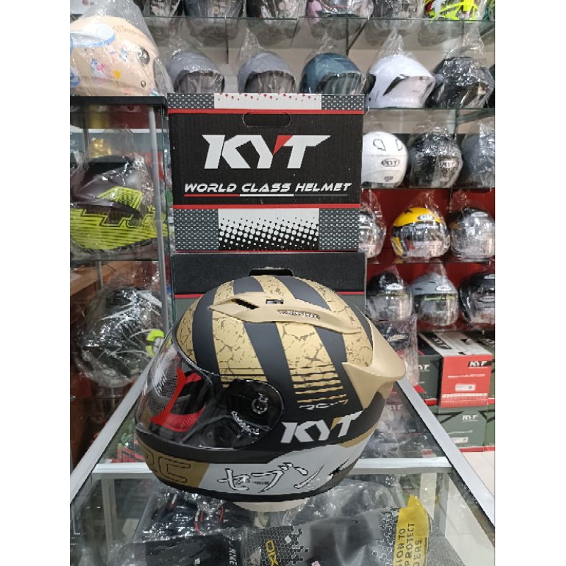 HELM KYT RC7 black gold
