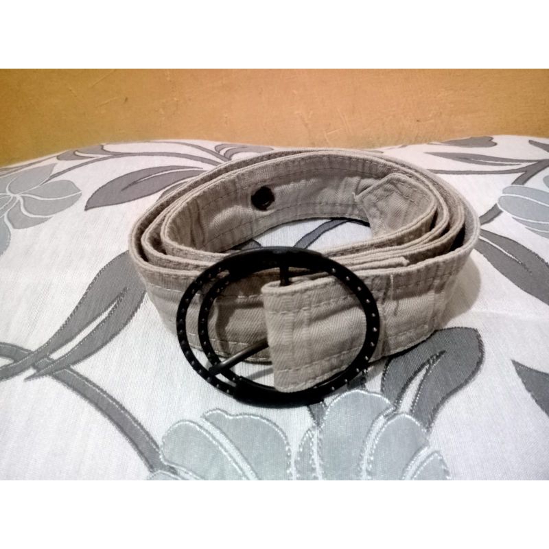 Ikat pinggang wanita abu" polos (preloved)