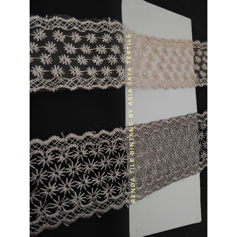 RENDA TILE BINTANG HITAM 6 CM