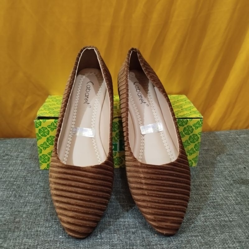REJECT Pabrik alas gampang jebol. sepatu slip on flat shoes wanita motif salur