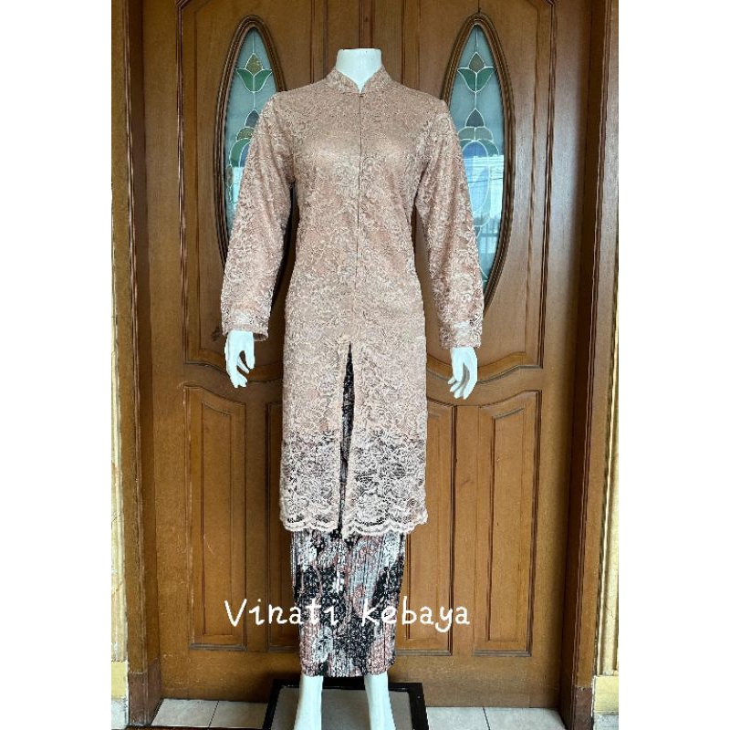 TERLARIS Stelan Dan Atasan Kebaya Brokat Tunik/Sanghai/Kebaya Pesta/Kebaya Premium