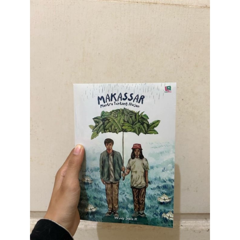 

Novel Makassar Mantra Tentang Hujan - Windy Joana H by Penerbit Lovrinz
