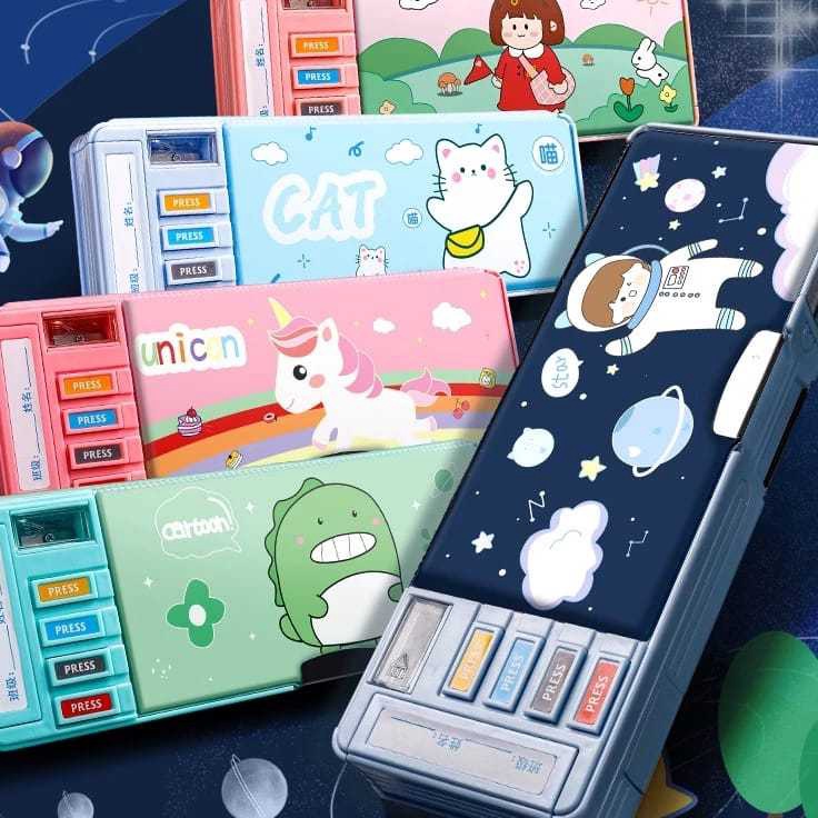 

Tempat Pensil Kotak Pensil Multifungsi Motif Anak Kartun Bahan Plastik Lapisan Ganda Aksesoris Lengkap