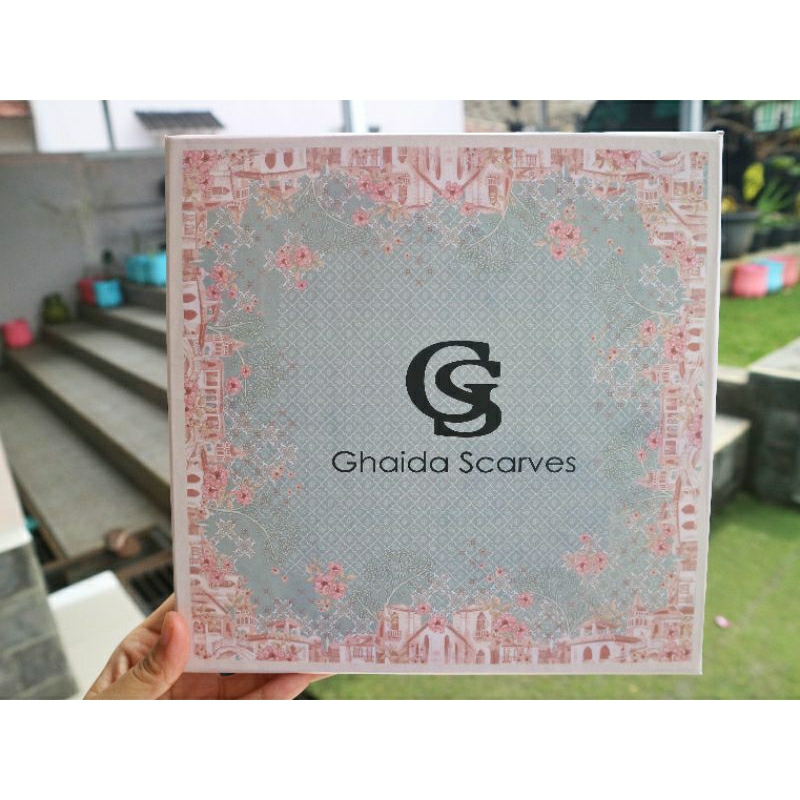 

hardbox custom hijab 20x20x9