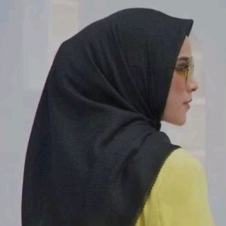 Buttonscarves Tapis Black (rare item)