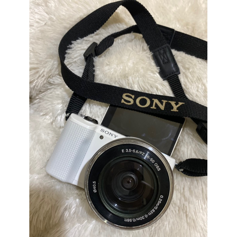 Kamera Mirrorless Sony A5000