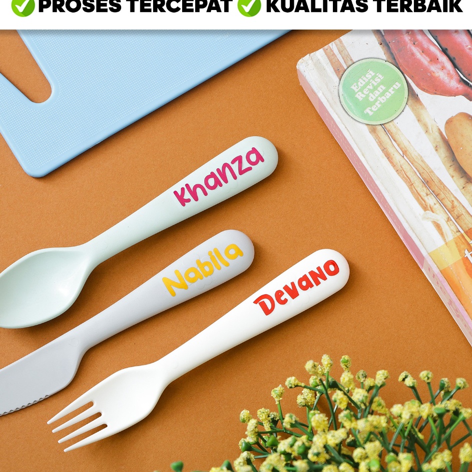 

Stiker Nama Cutting Polos Bahan Scotlite Reflective Ukuran Kecil