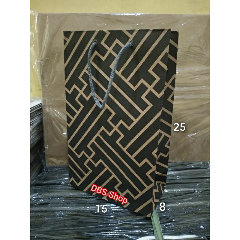 

Paper bag wafer motif (15.8.25)