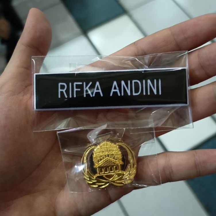 

Stok Banyak Paket Nametag Magnet dan Pin Kopri Magnet