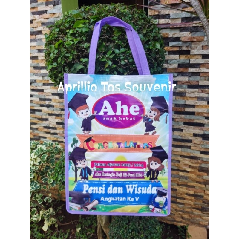 

Tas Souvenir, Goodie bag wisuda, Tas Lebaran
