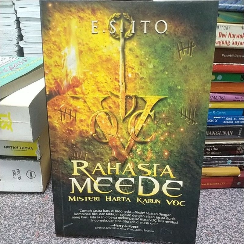 Novel : Rahasia Meede bekas