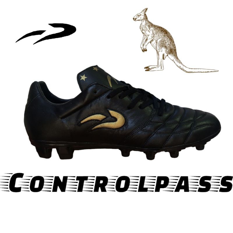 sepatu bola /orignal bahan kulit/ kangguru DCLEATHER controlpass