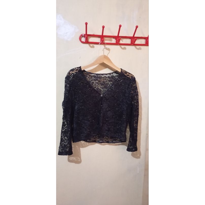 Outer brukat hitam
