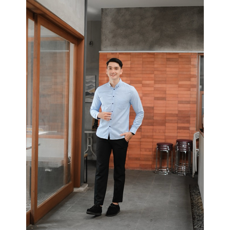 hem pria lengan panjang kemeja polos pria biru muda kemeja pria biru langit