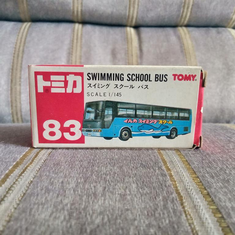 TOMICA NO 83 SWIMMING SCHOOL BUS TAKARA TOMY SKALA 145