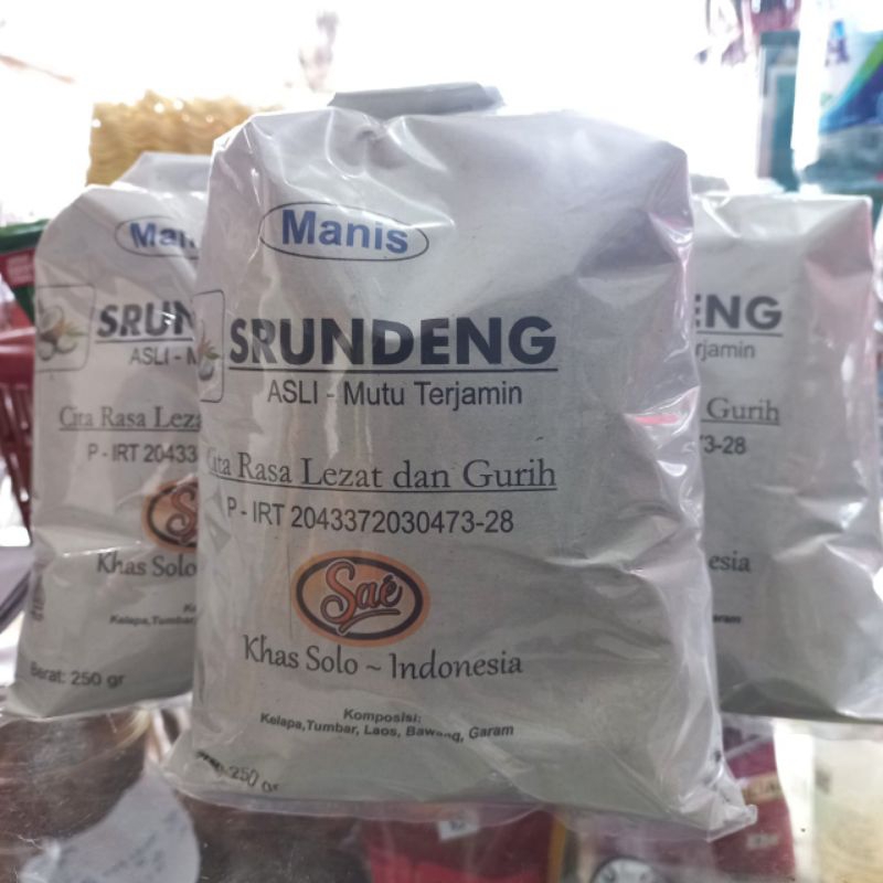 

SERUNDENG KELAPA KHAS SOLO 250G