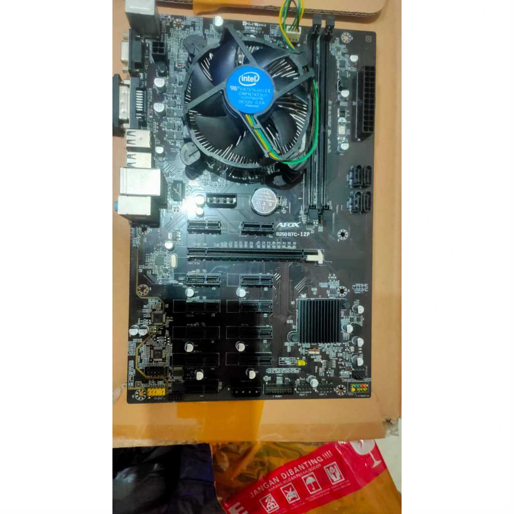 Mobo AFOX B250-btc + Ram 4gb ddr4 2400 + Proci G4400 Minus vga onboard