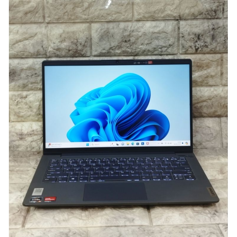 Laptop Lenovo Ideapad 5 AMD Ryzen 5 Gen 5 RAM 8 GB SSD 512 GB