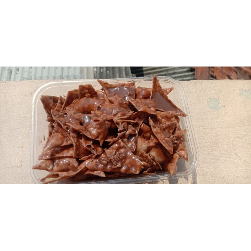 

KERIPIK PANGSIT COKLAT/Keripik Pangsit Coklatttt