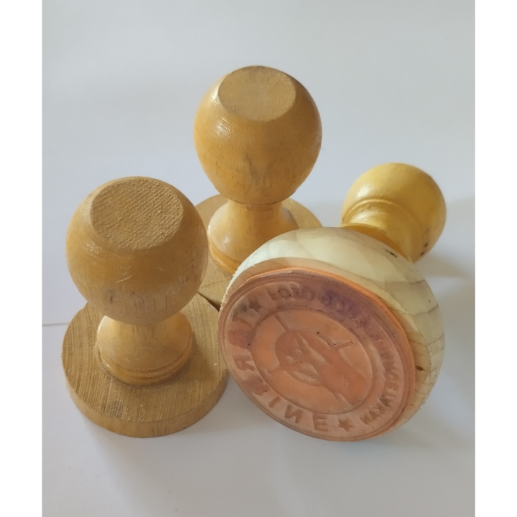 

Stempel Custom Gagang Kayu maksimal 4 cm