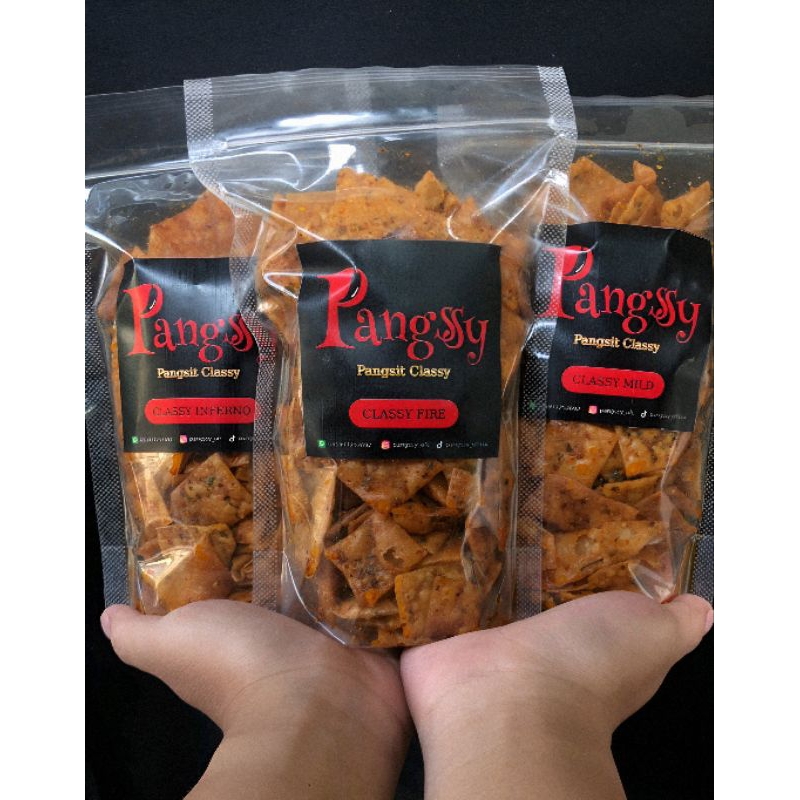 

KERIPIK PANGSIT GORENG PEDAS CRISPY BAWANG CHILI OIL DAUN JERUK | PANGSSY