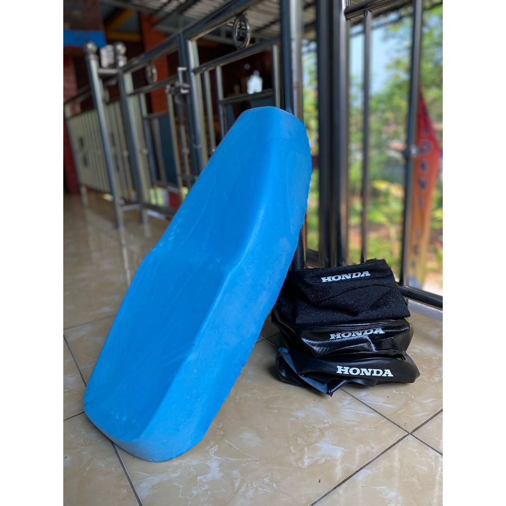 SPON/BUSA JOK ASTREA GRAND ANTI GEMBOS-BUSA JOK ASTREA BIRU ANTI GEMBOS