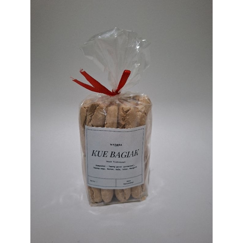 

KUE BAGIAK ARROWROOT | ABON SAPI PREMIUM WONOSOBO