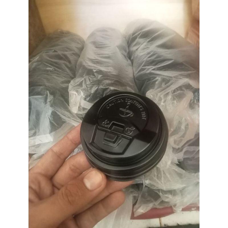 tutup cup kopi