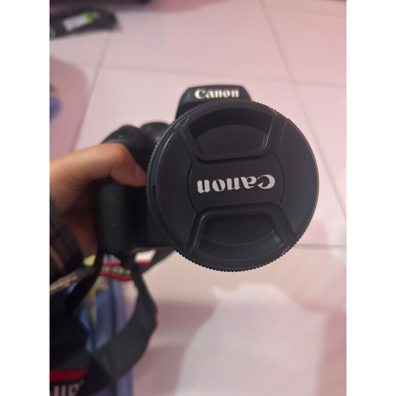 kamera canon 750D second + memori card 64 gb + tasnya