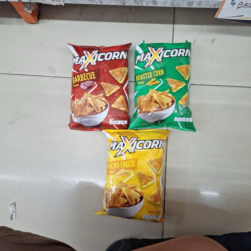 

MAXICORN 140Gram aneka rasa
