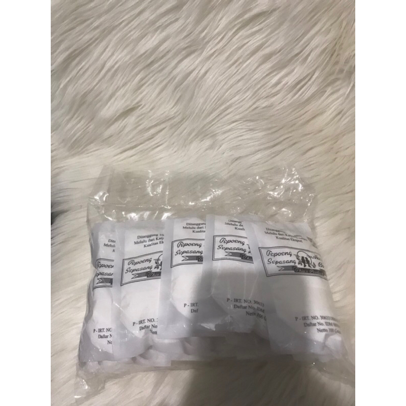 

Tepung hoenkwee merk sepasang burung 1 pack