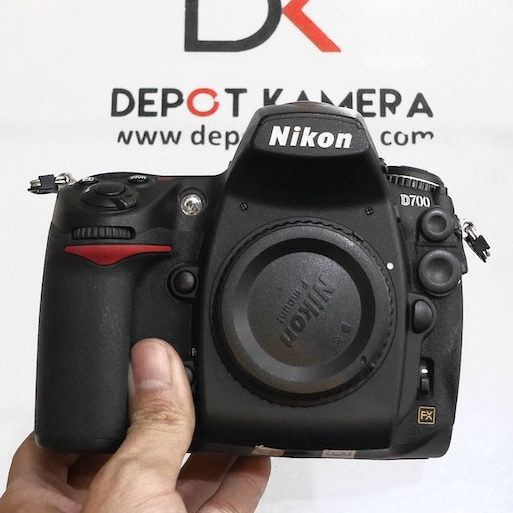 Second Kamera Nikon D700 Body Only Kode 251