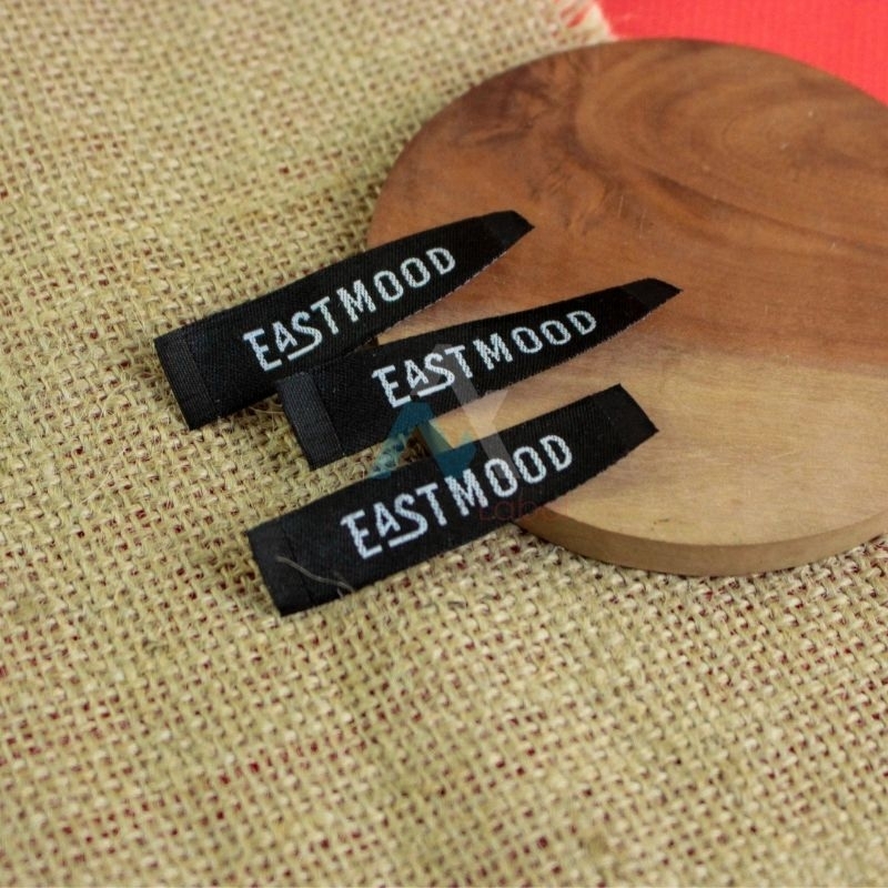 

label woven/label bordir 1,2×4cm custom Label pakaian Label baju Label kerah Custom