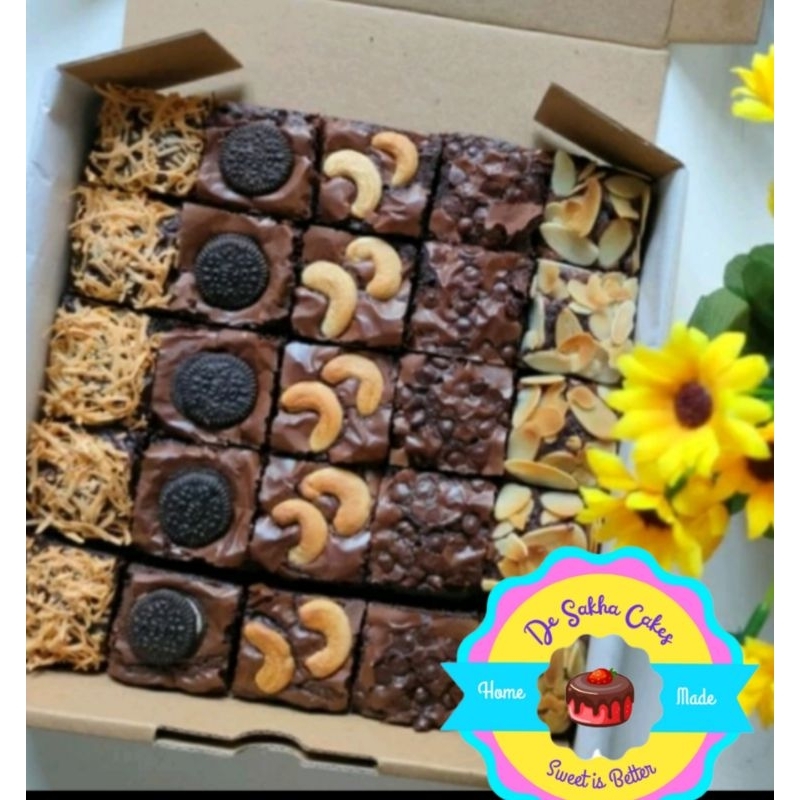 

Brownies Fudgy by De~Sakha Cakes