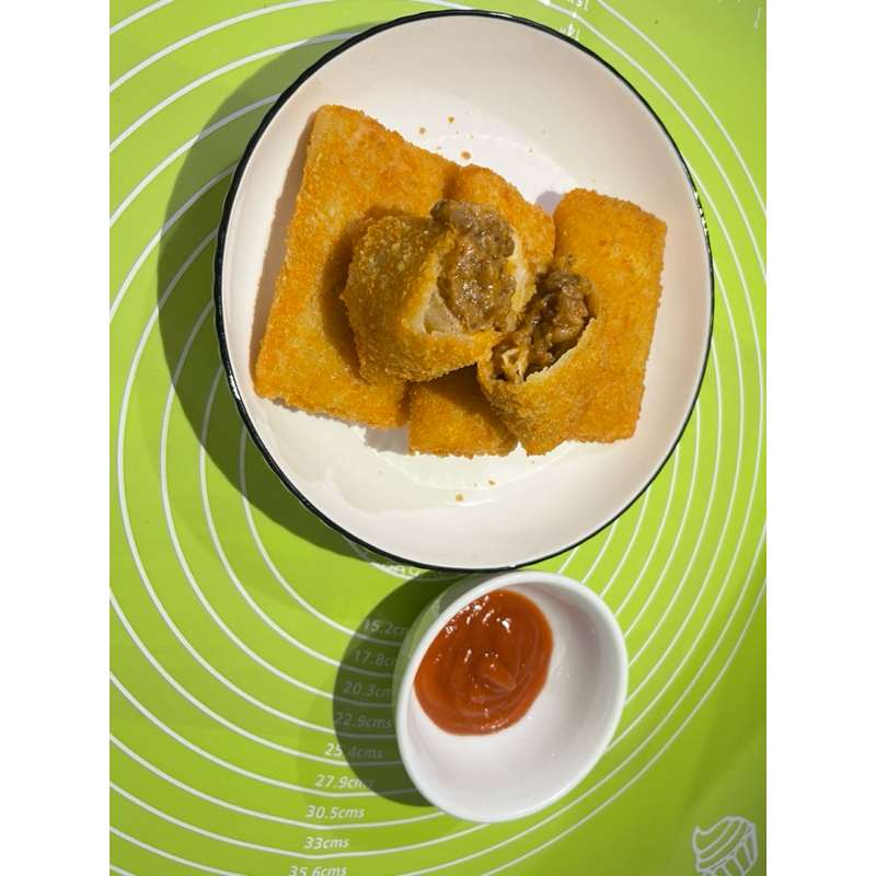 

Risoles Beef Bolognese Mozzarella Neng Monik