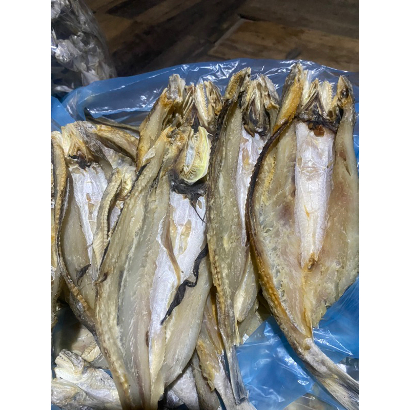 

GROSIR !!! 1KG IKAN ASIN BLUSO/IKAN ASIN BELAH TENGAH