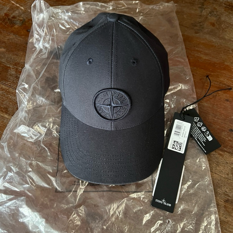 topi stone island navy ori